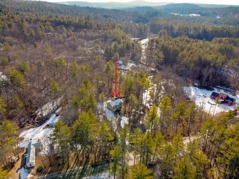 113 Twin Bridge Road Weare NH 03281
