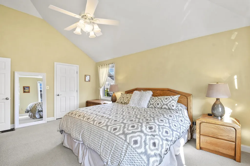 274 Aaron Drive Manchester NH 03109