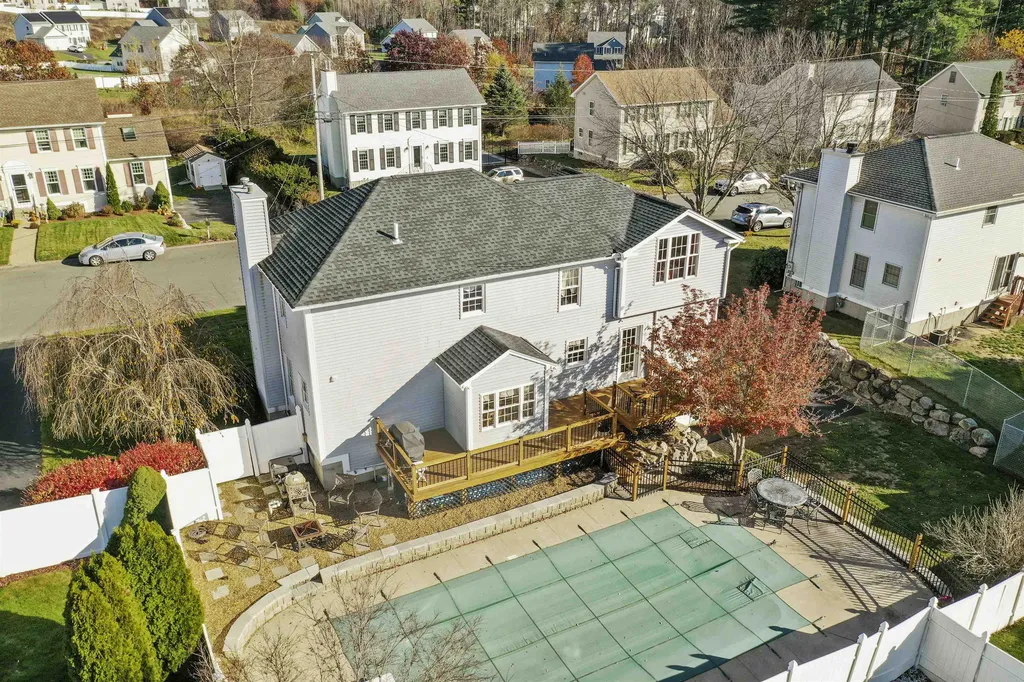 274 Aaron Drive Manchester NH 03109