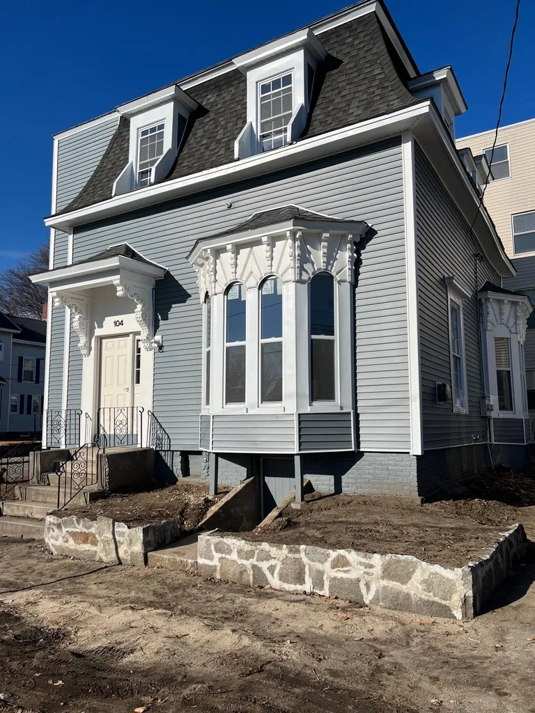 104 Harrison Street Manchester NH 03104