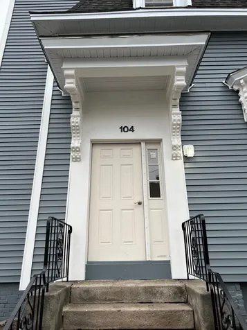 104 Harrison Street Manchester NH 03104