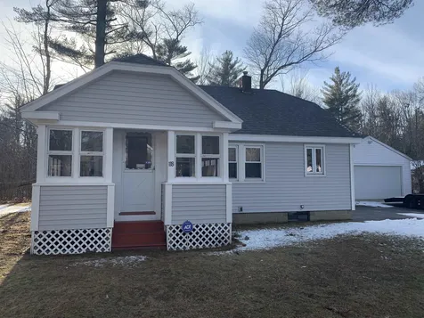 118 Spring Street Farmington NH 03835