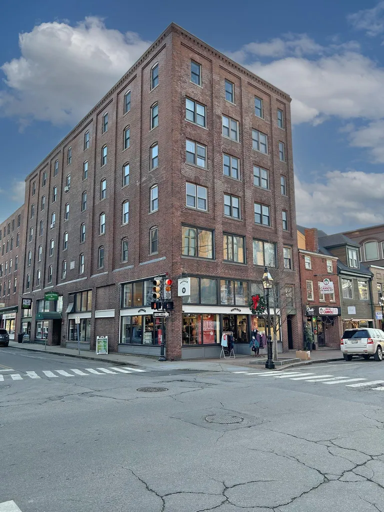 62 Congress Street Portsmouth NH 03801