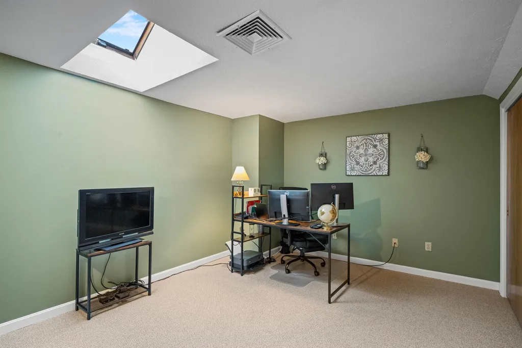 23 Merrimack Drive Merrimack NH 03054
