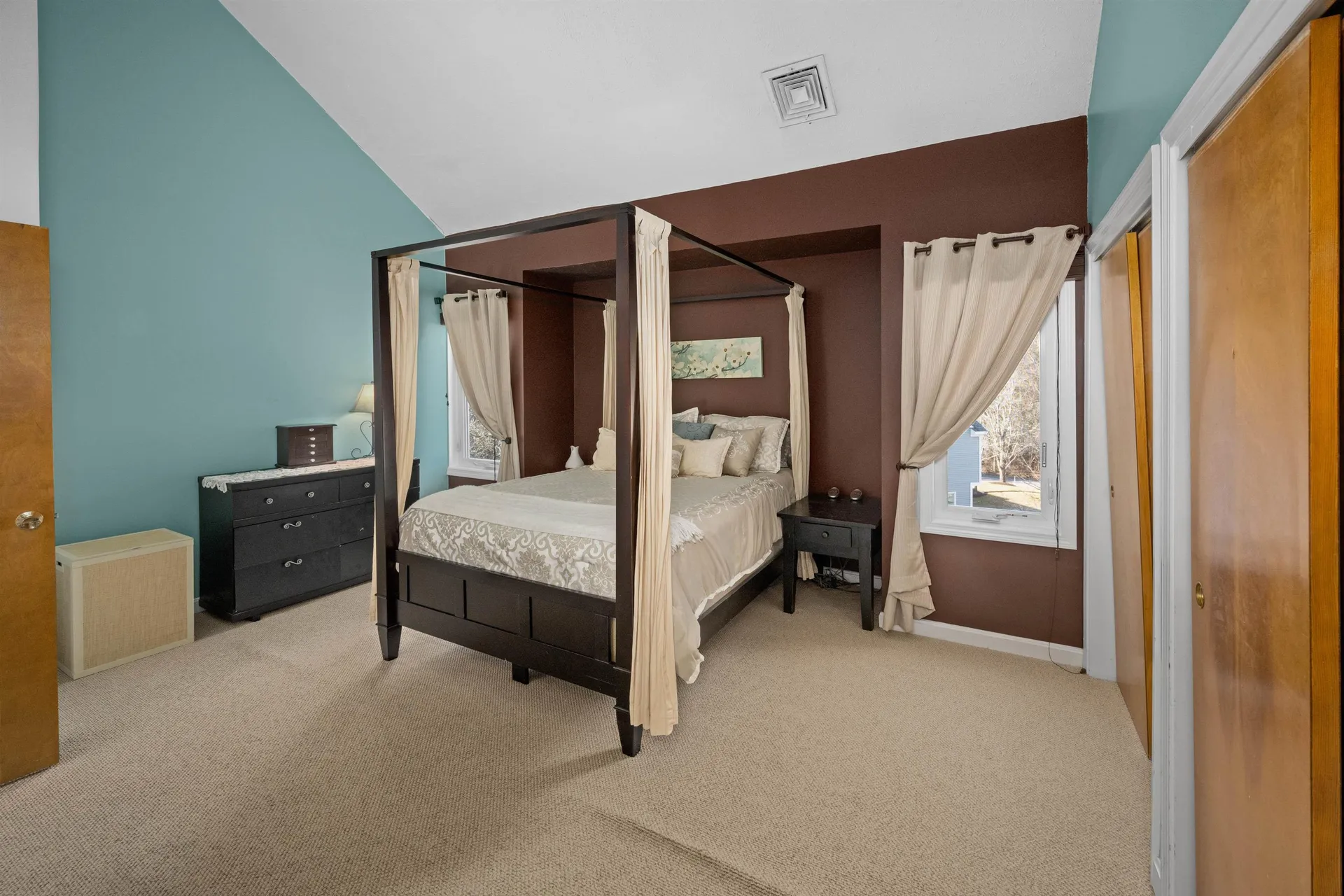 23 Merrimack Drive Merrimack NH 03054