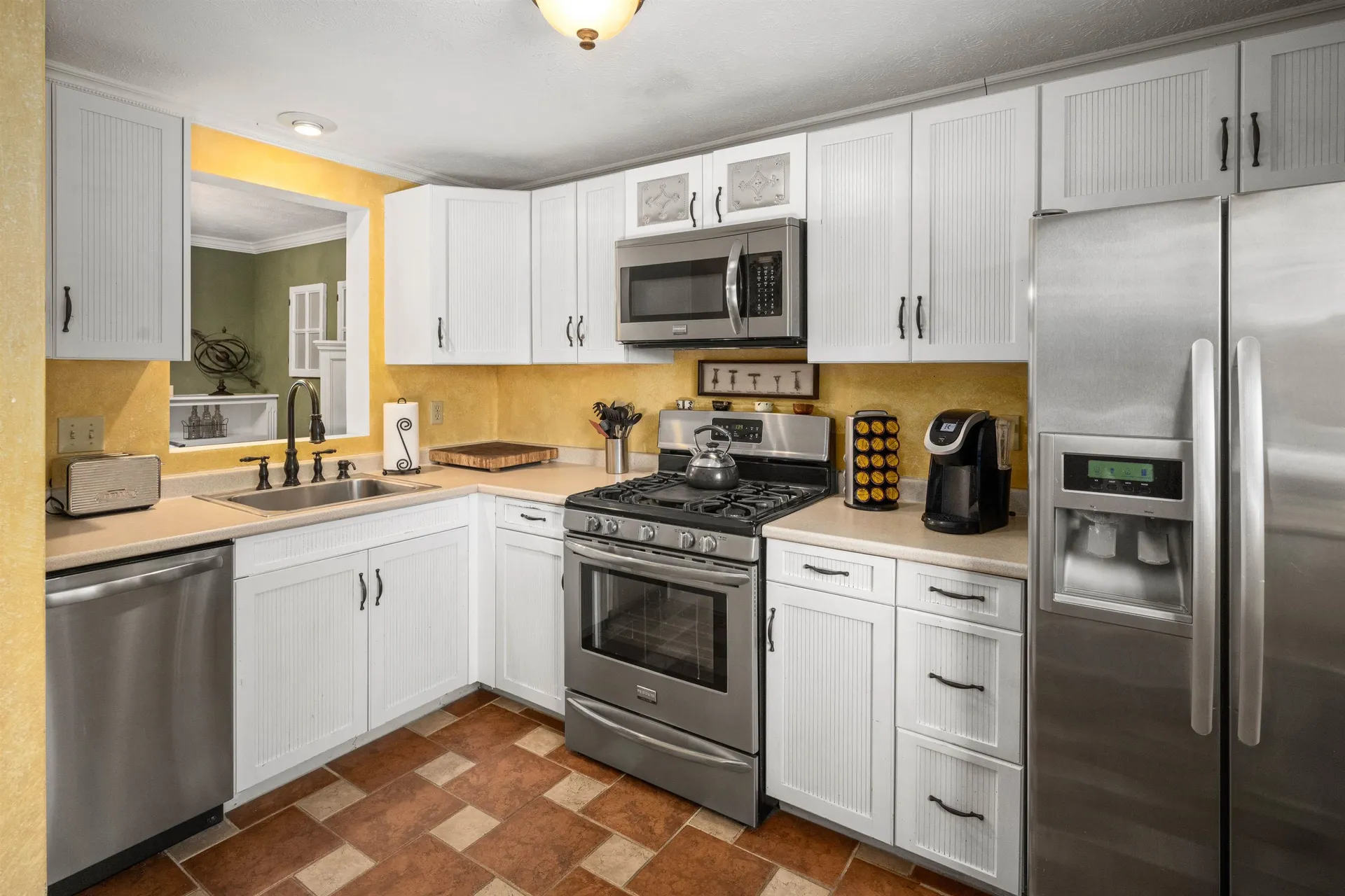 23 Merrimack Drive Merrimack NH 03054