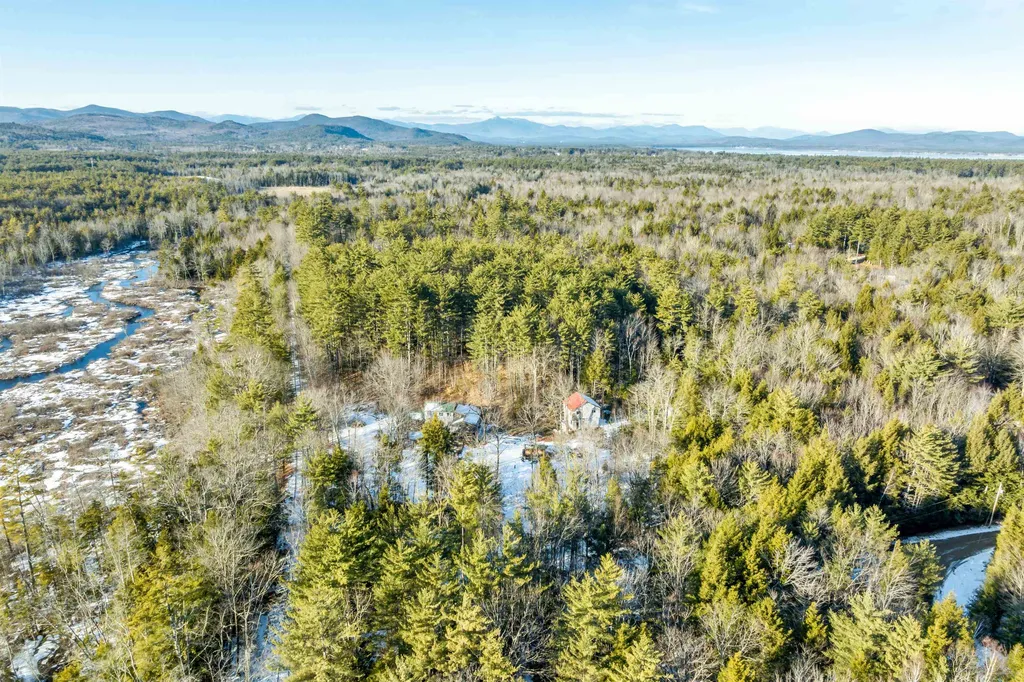 26 Rainbow Drive Ossipee NH 03864