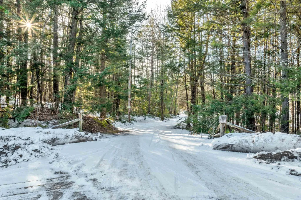 26 Rainbow Drive Ossipee NH 03864