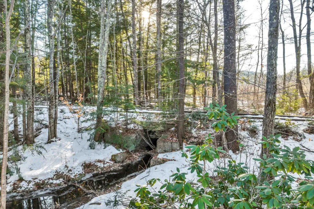 26 Rainbow Drive Ossipee NH 03864