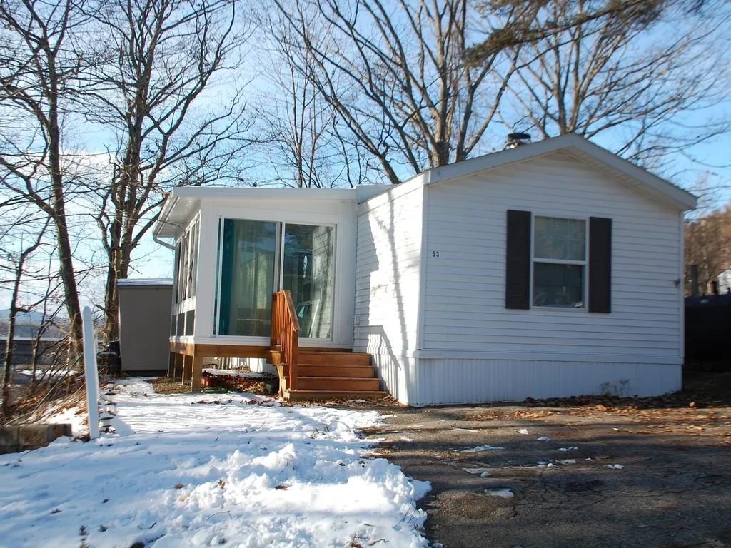 9 Sargent Place Gilford NH 03249