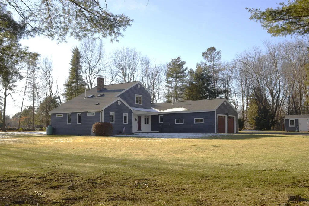 16 New Road North Hampton NH 03862