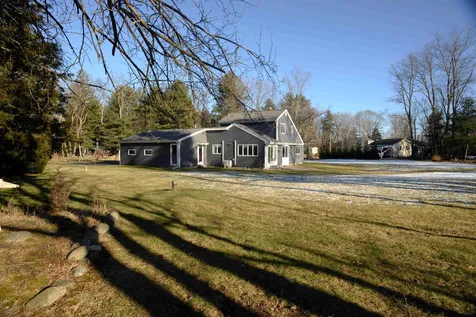 16 New Road North Hampton NH 03862