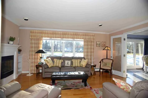 16 New Road North Hampton NH 03862