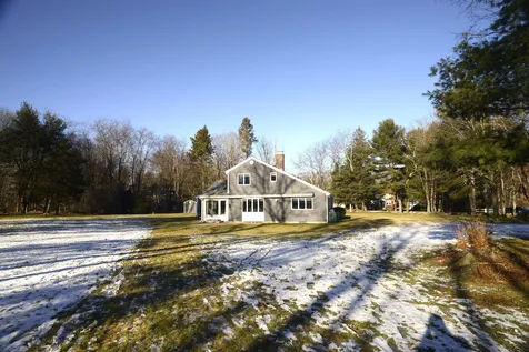 16 New Road North Hampton NH 03862