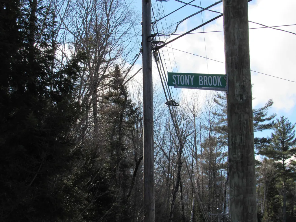 9 Stony Brook Road Gorham NH 03581