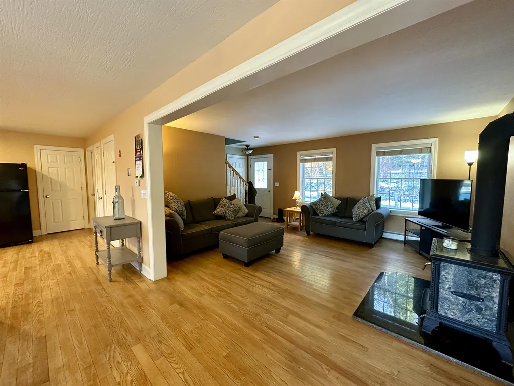 68 Stoney Brook Road Newbury NH 03255