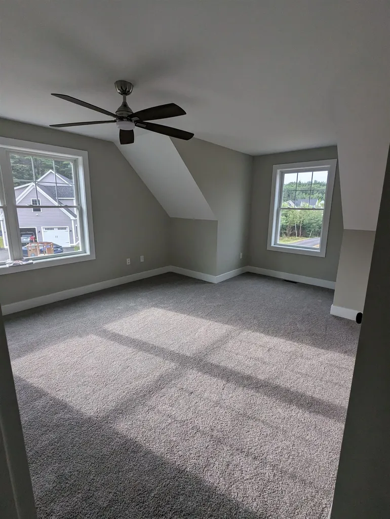 9 Bryson Lane Lee NH 03861