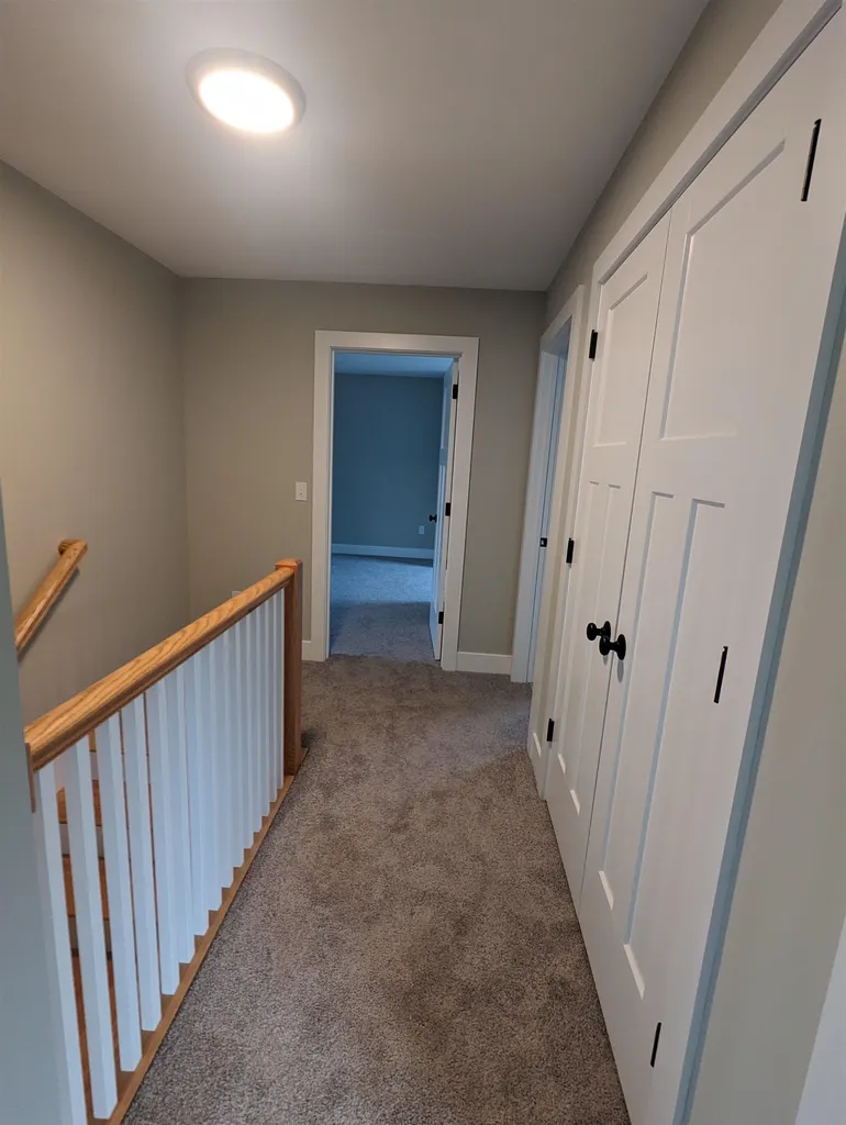 9 Bryson Lane Lee NH 03861
