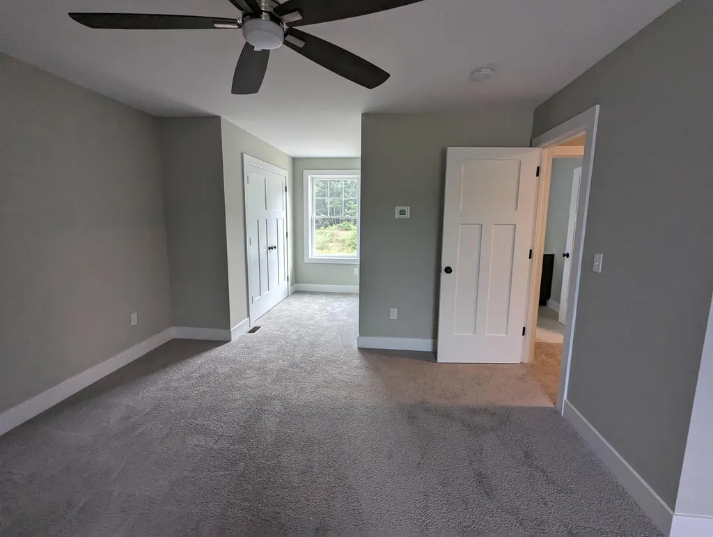 9 Bryson Lane Lee NH 03861