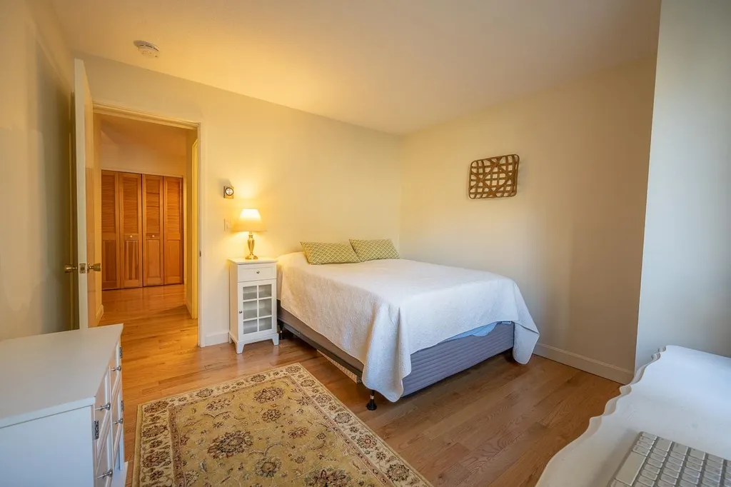 127 Brook Hollow Hanover NH 03755