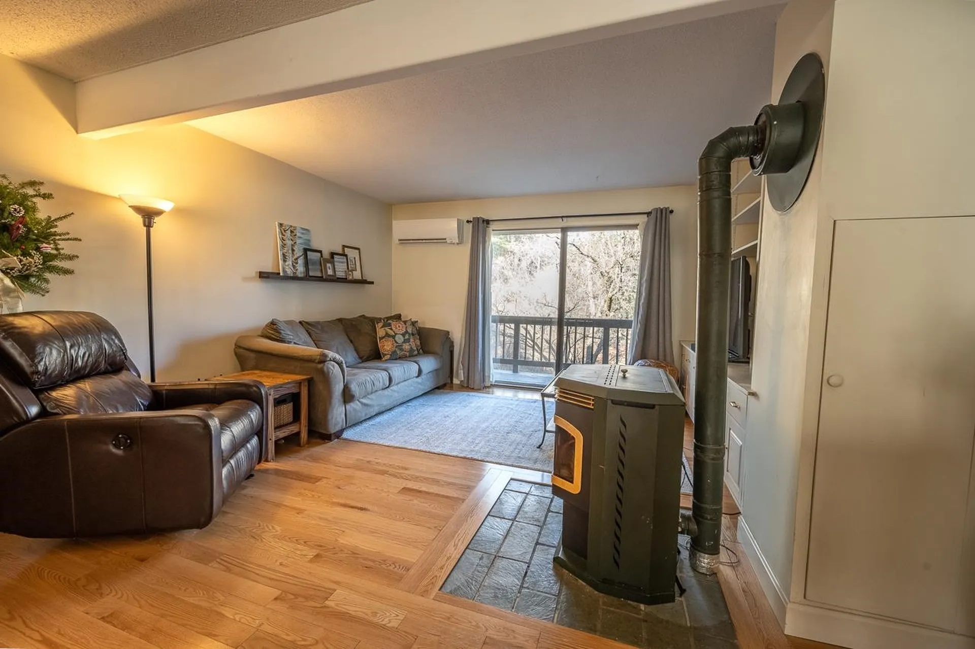 127 Brook Hollow Hanover NH 03755
