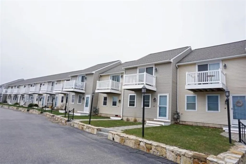 571 Winnacunnet Road Hampton NH 03842