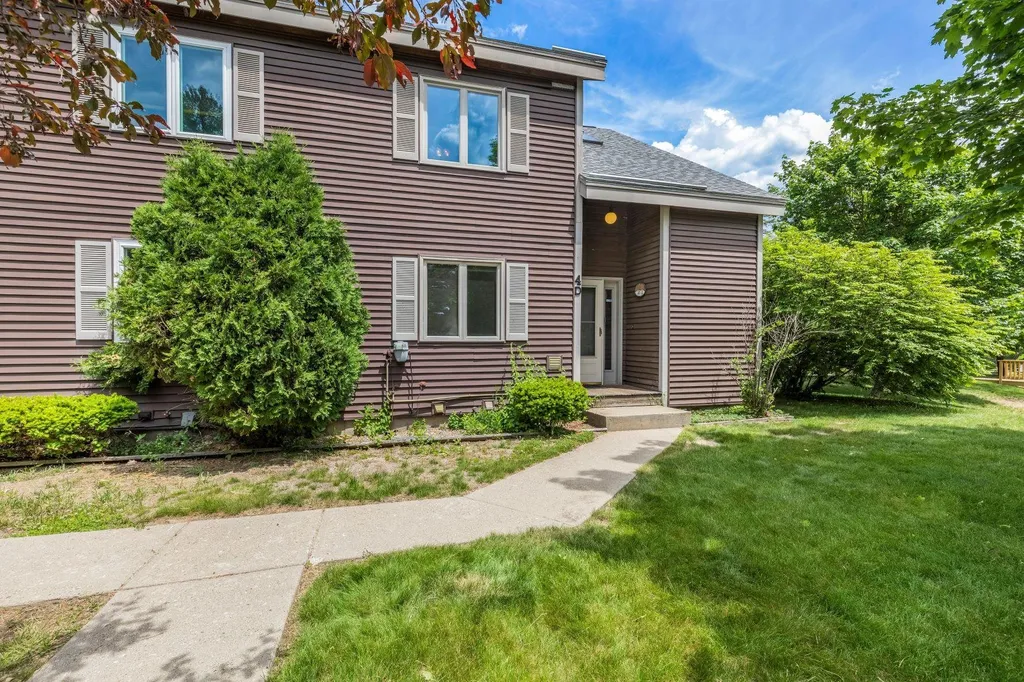 129 Village Way Conway NH 03860