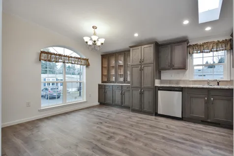 24 Lisa Circle Merrimac MA 01860