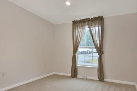 24 Lisa Circle Merrimac MA 01860