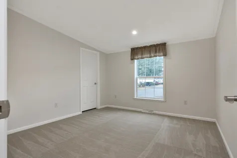 24 Lisa Circle Merrimac MA 01860