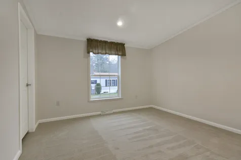24 Lisa Circle Merrimac MA 01860
