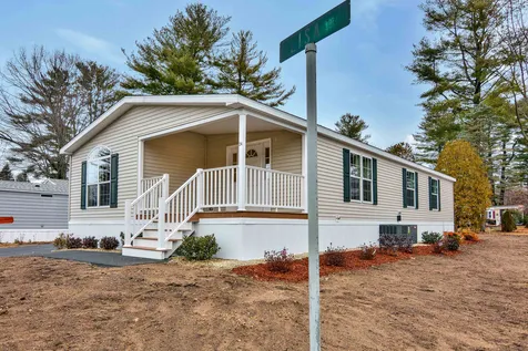 24 Lisa Circle Merrimac MA 01860