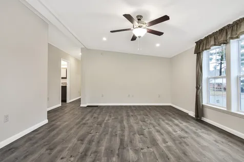 24 Lisa Circle Merrimac MA 01860
