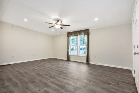 24 Lisa Circle Merrimac MA 01860