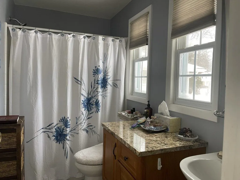 15 Rudgate Road Colchester VT 05446