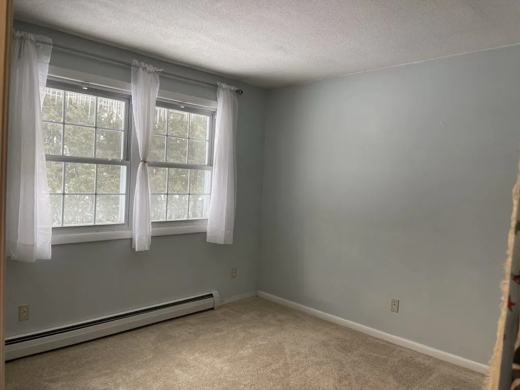 15 Rudgate Road Colchester VT 05446