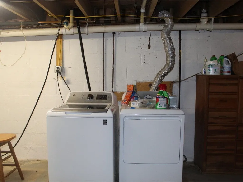 15 Rudgate Road Colchester VT 05446