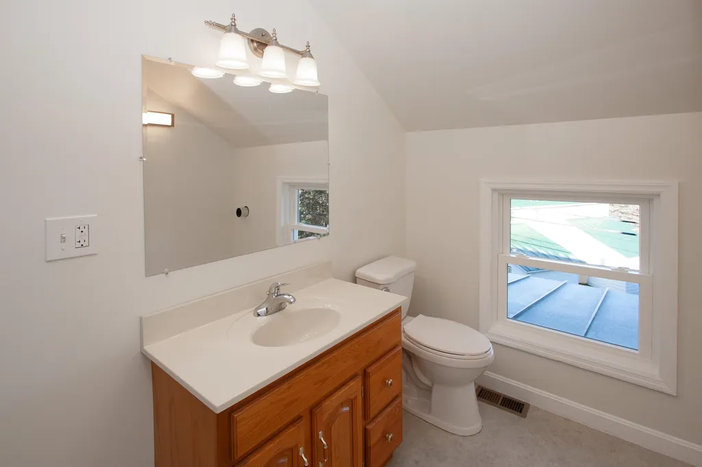 33-35 East Street Proctor VT 05765