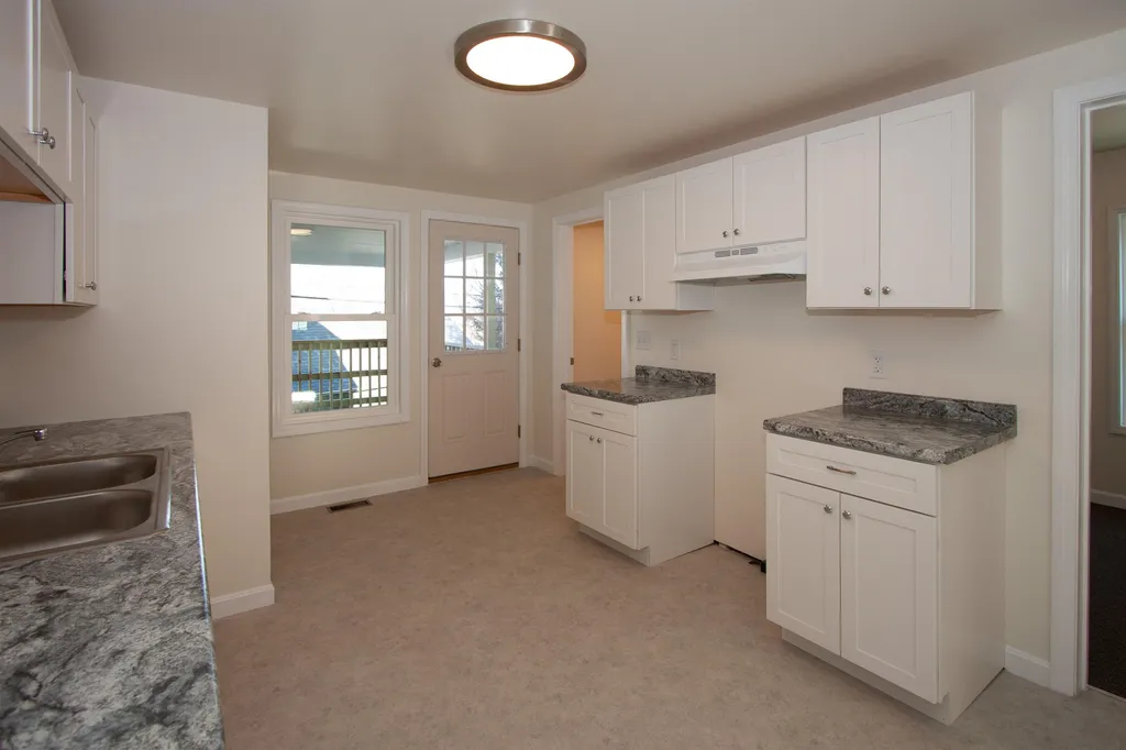 33-35 East Street Proctor VT 05765