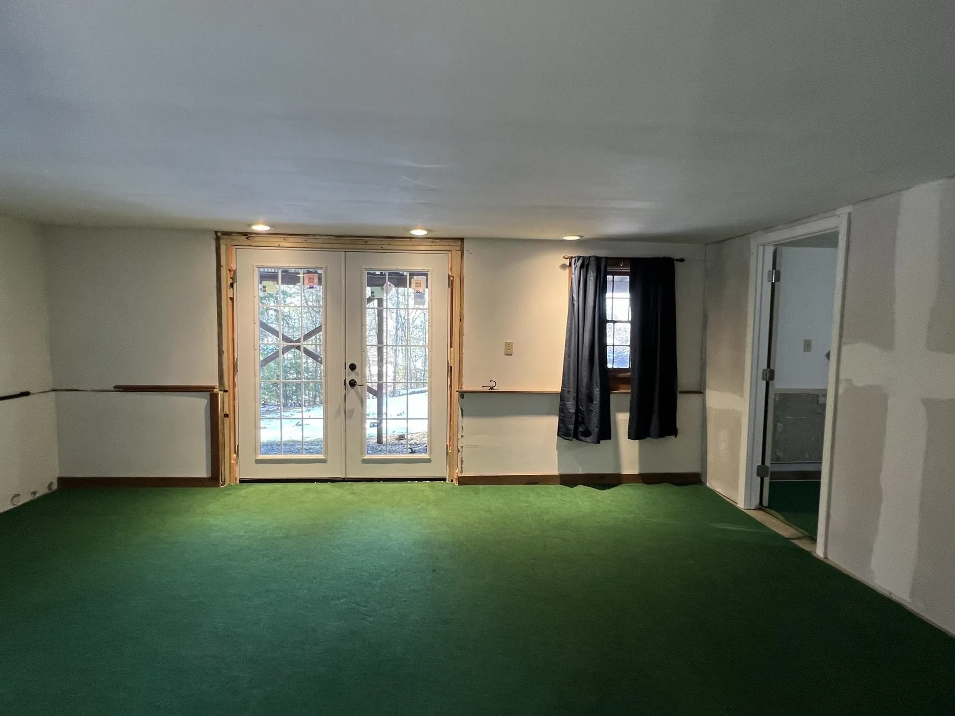 415 S Hemlock Road Charlestown NH 03603