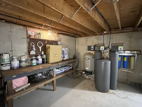 415 S Hemlock Road Charlestown NH 03603