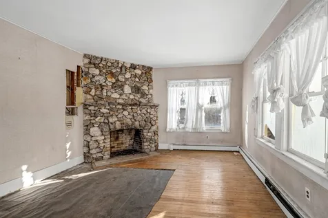 531 Governor Wentworth Highway Tuftonboro NH 03894