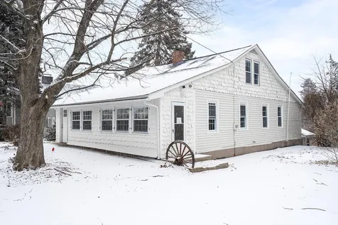 14 Martins Ferry Road Hooksett NH 03106