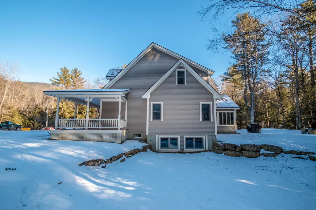 44 Washington Avenue Bartlett NH 03812