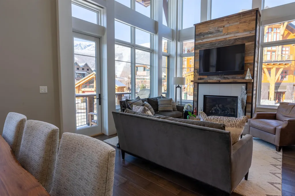 61c Sterling Lane Stowe VT 05672