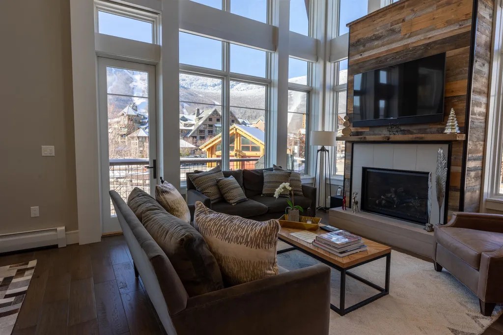 61c Sterling Lane Stowe VT 05672