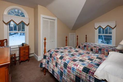 110 Durham Point Road Durham NH 03824