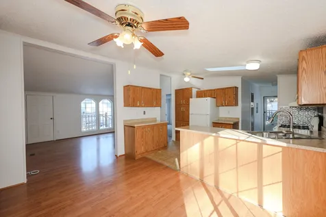 3 Robyn Court Litchfield NH 03052