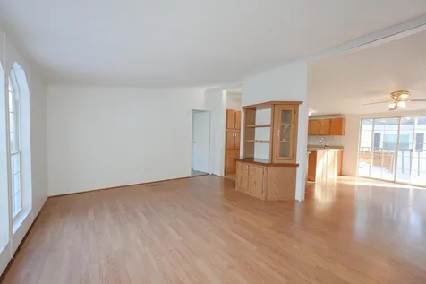 3 Robyn Court Litchfield NH 03052