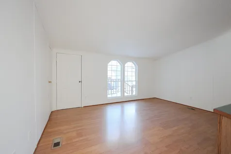 3 Robyn Court Litchfield NH 03052